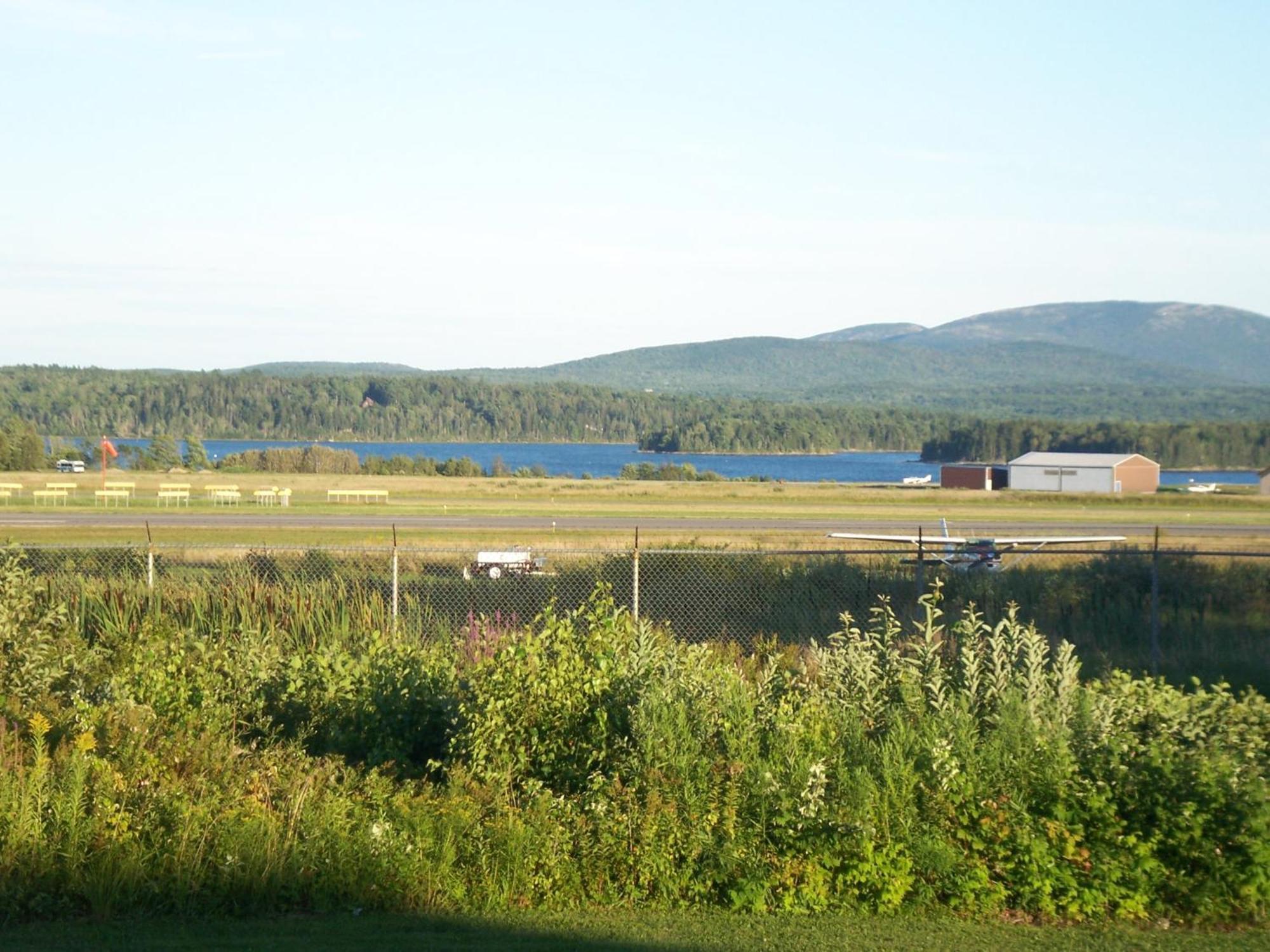 Acadia Sunrise Motel Trenton Extérieur photo